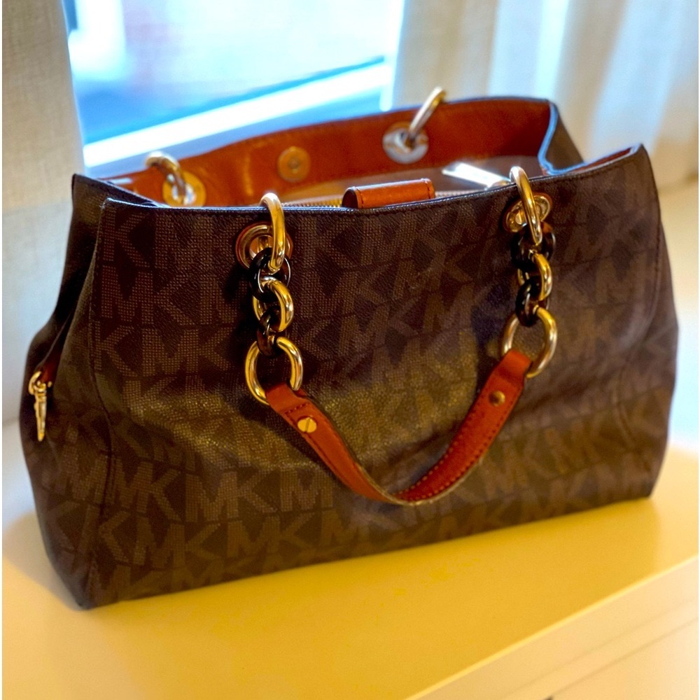 Michael Kors Cynthia Satchel